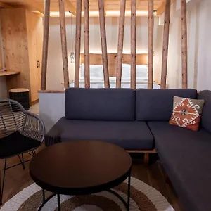 Theros By Agora Luxury In The Heart Of Appartement Héraklion